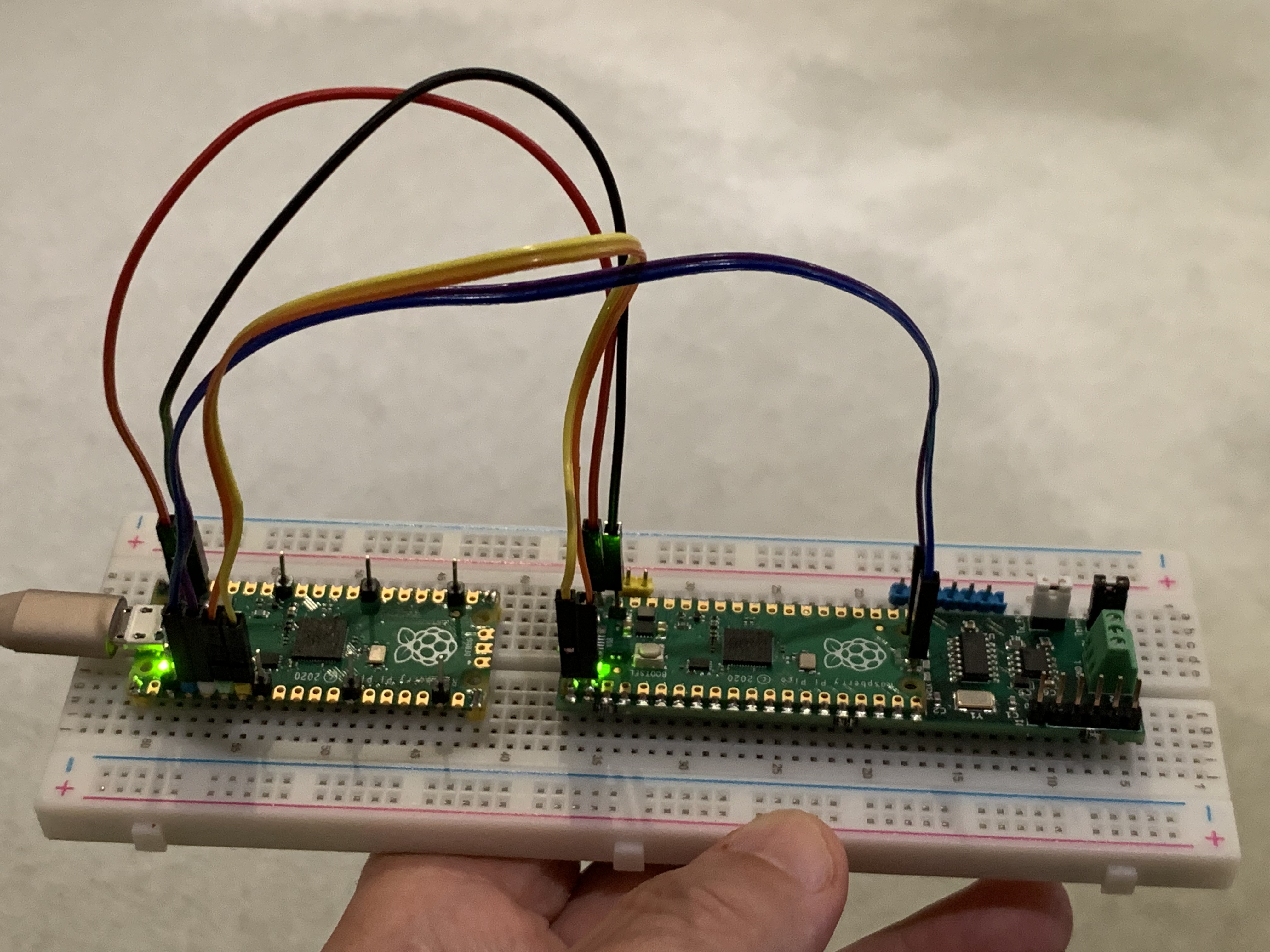 Pico debugger running picoprobe connected to CANPico board